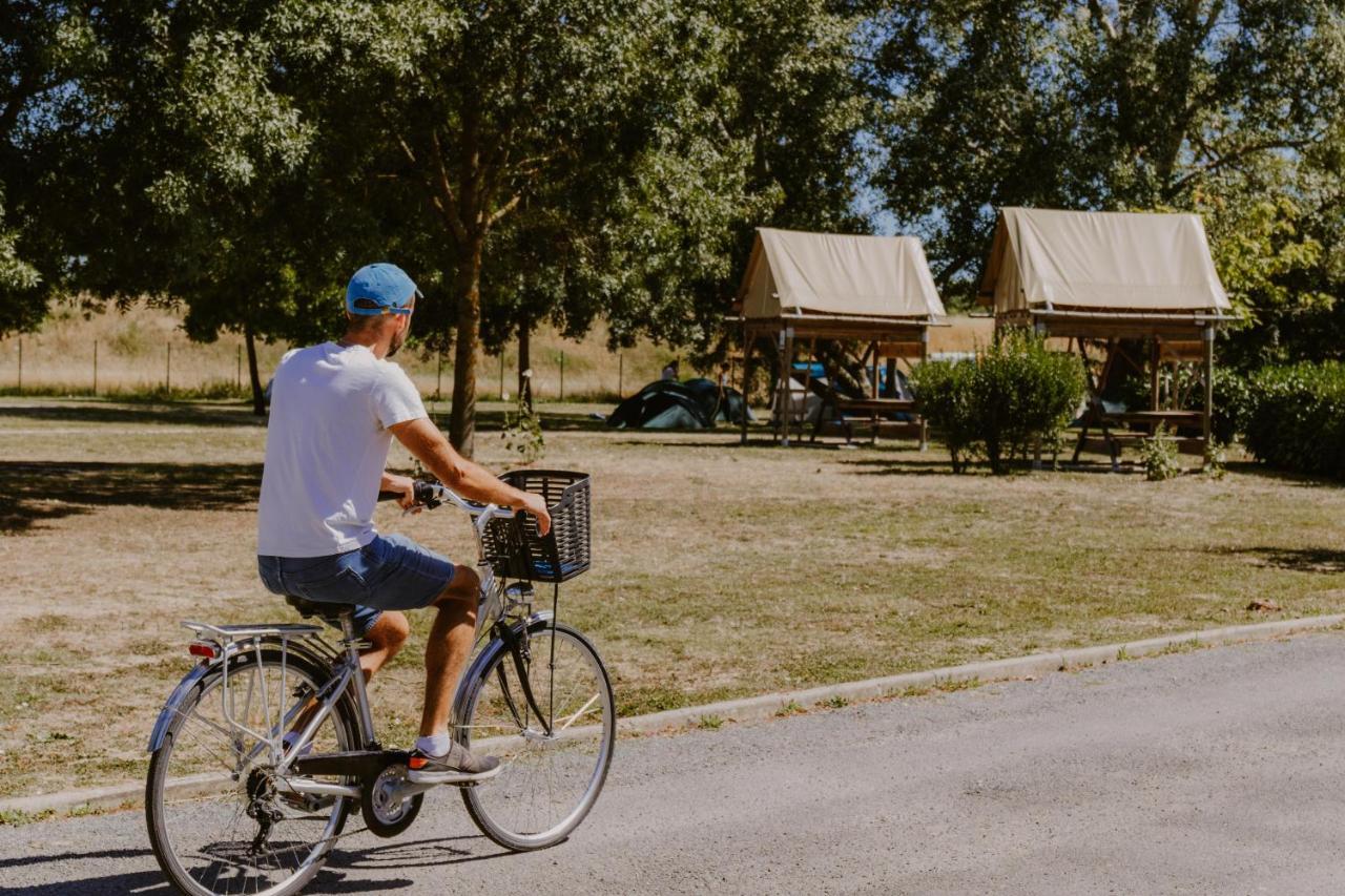 Camping Onlycamp Tours Val De Loire Saint-Avertin Eksteriør billede