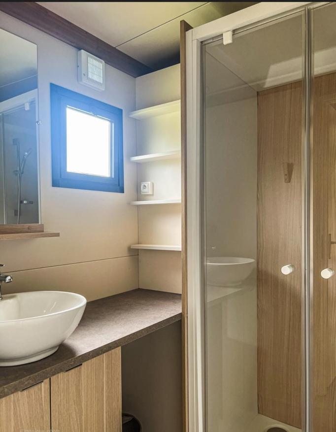 Camping Onlycamp Tours Val De Loire Saint-Avertin Eksteriør billede